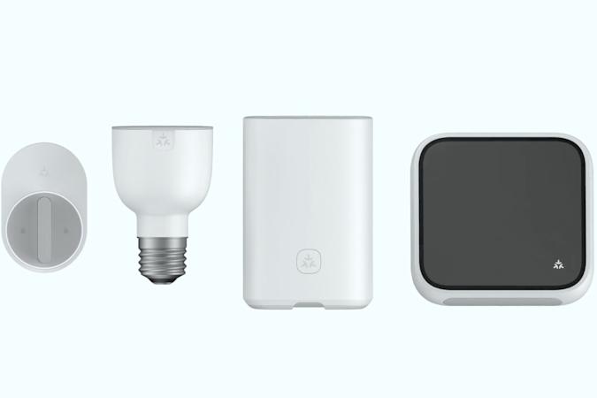 A collection of connected devices with the Matter icon on them